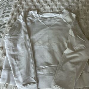 lululemon white sweatshirt